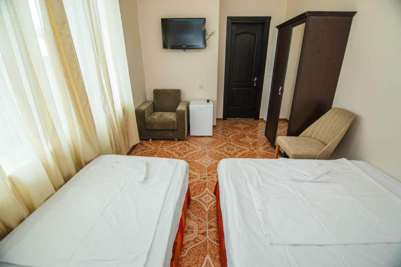 Guest House Nia Gonio Esterno foto