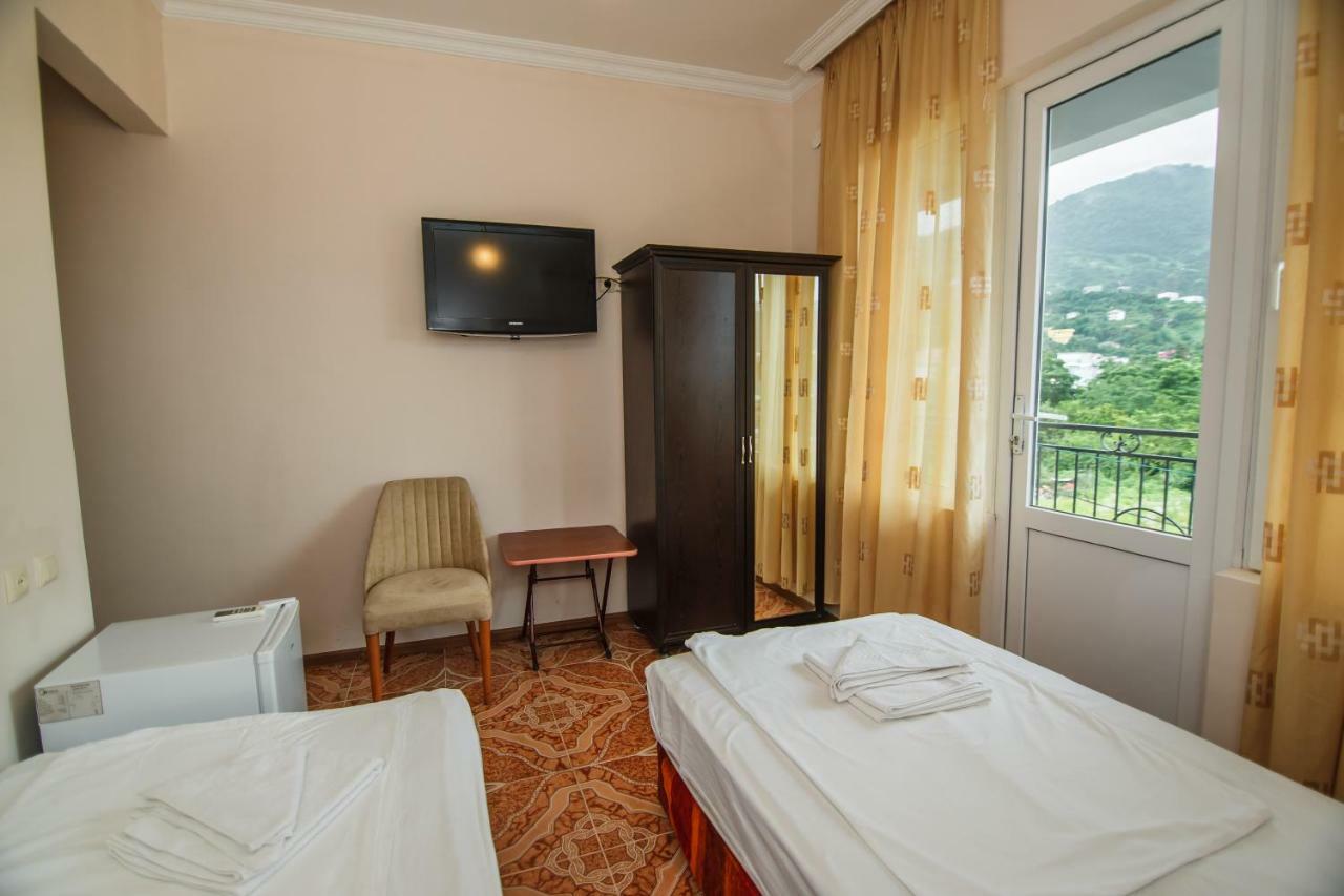 Guest House Nia Gonio Esterno foto
