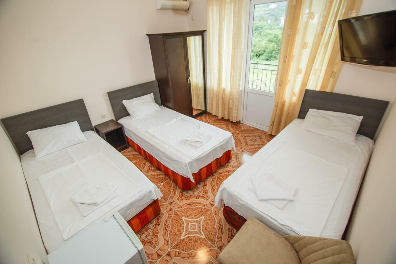 Guest House Nia Gonio Esterno foto